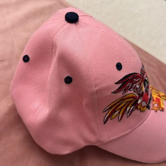 🐓Pink Embroidered Hat with Rooster Design - Picture 5 of 6
